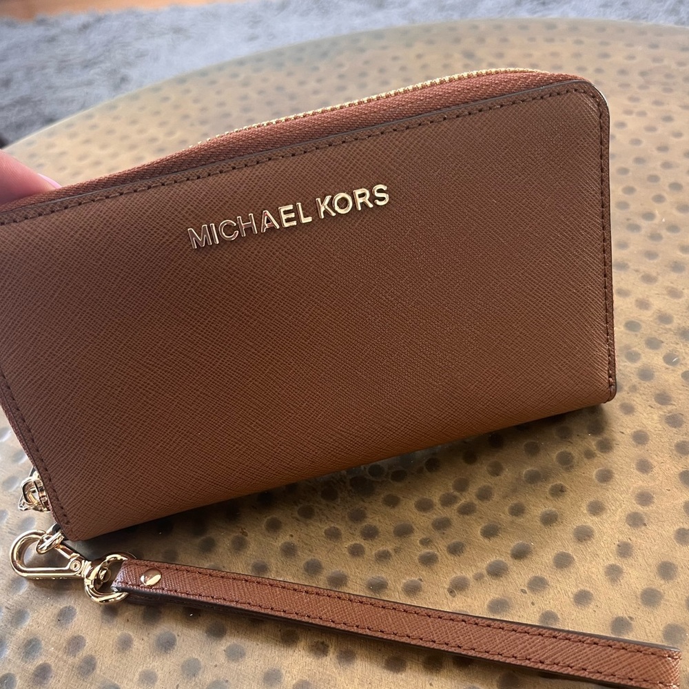 Michael Kors Wristlet